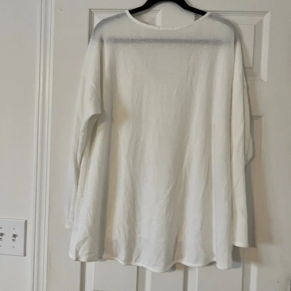 White sweater - Picture 3 of 3
